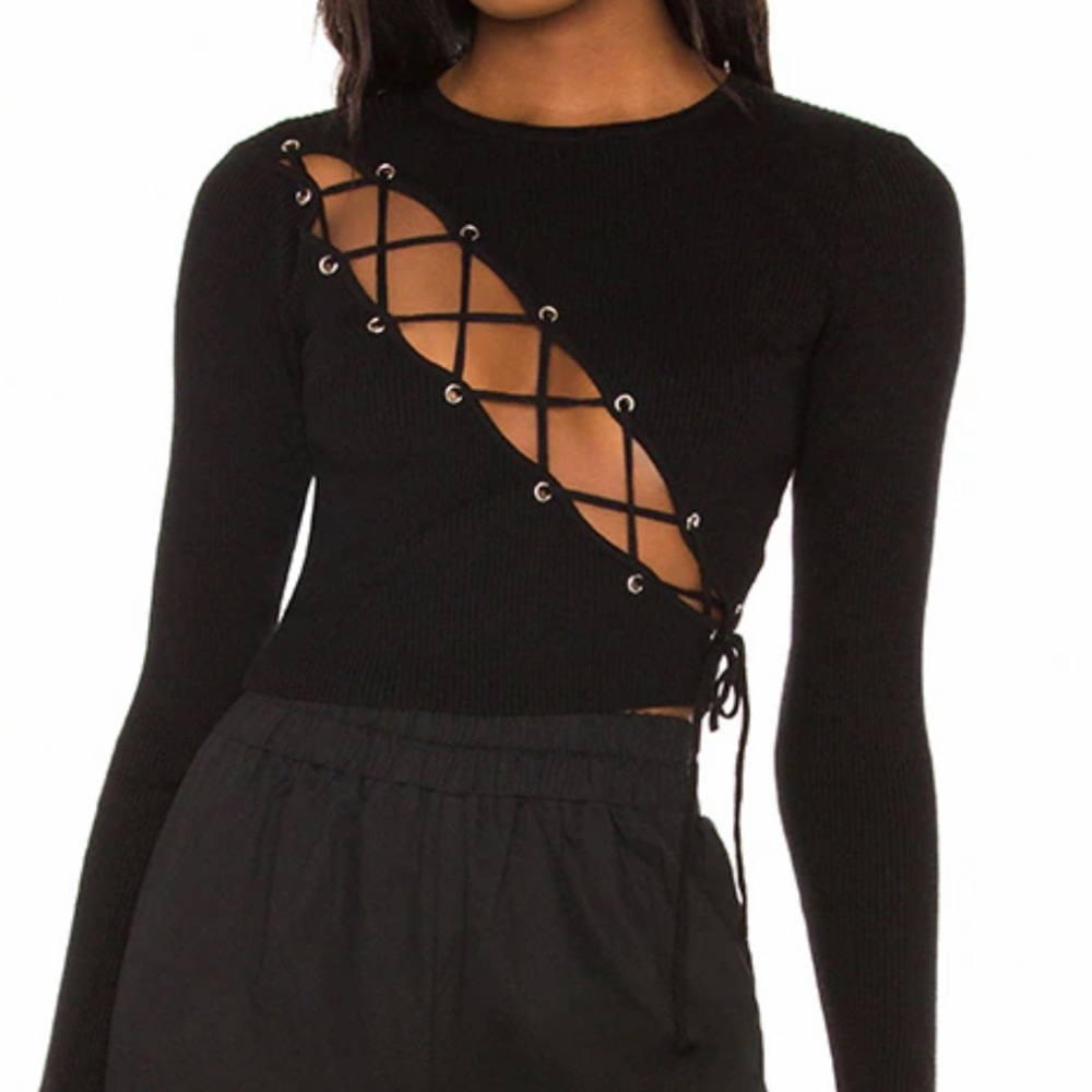 New Without Tags Superdown tie front sweater